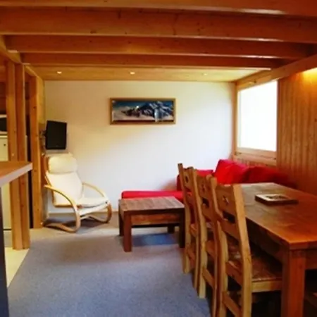 Sainte-foy-l'argentiere Sleeps 6 Apartament