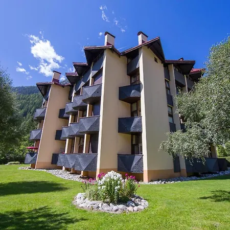 Sainte-foy-l'argentiere Sleeps 6 Chamonix